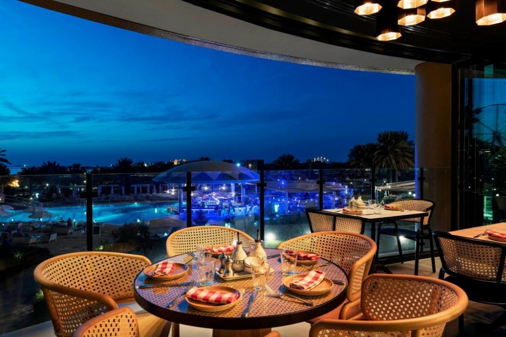 Le Royal Meridien Beach Resort & Spa Image 12